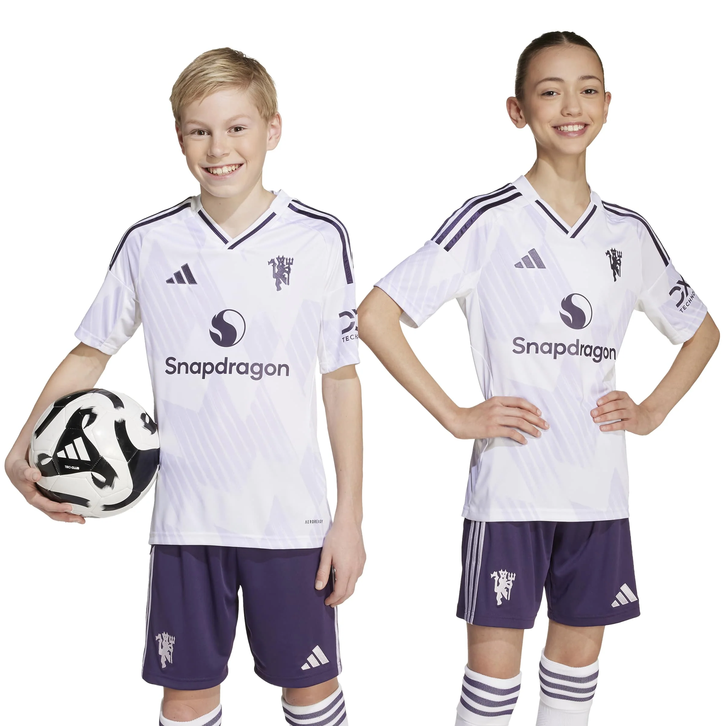 Manchester United 2025-26 Youth Away Jersey - Image 9
