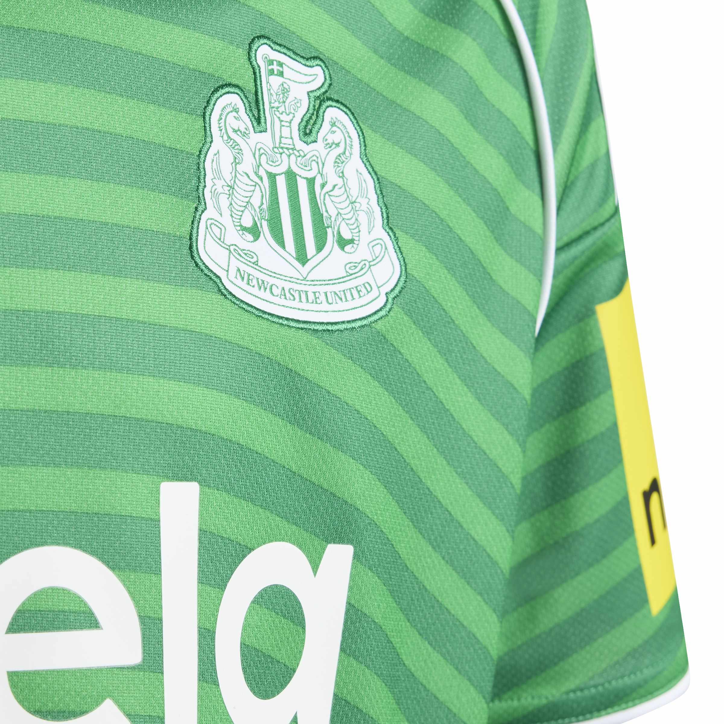 Newcastle 2025-26 Youth Away Jersey - Image 4