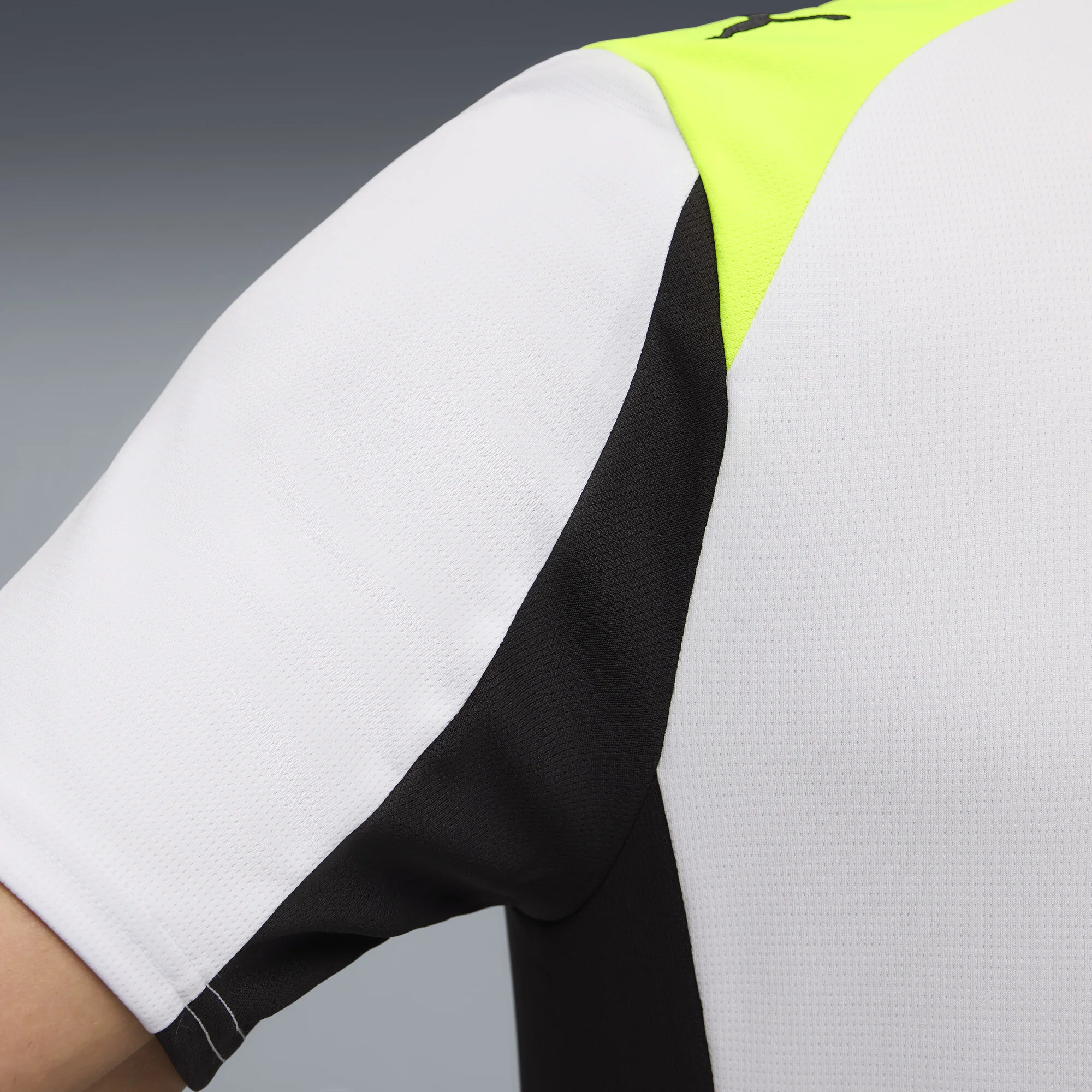 Borussia Dortmund 2025-26 Away Jersey - Image 7